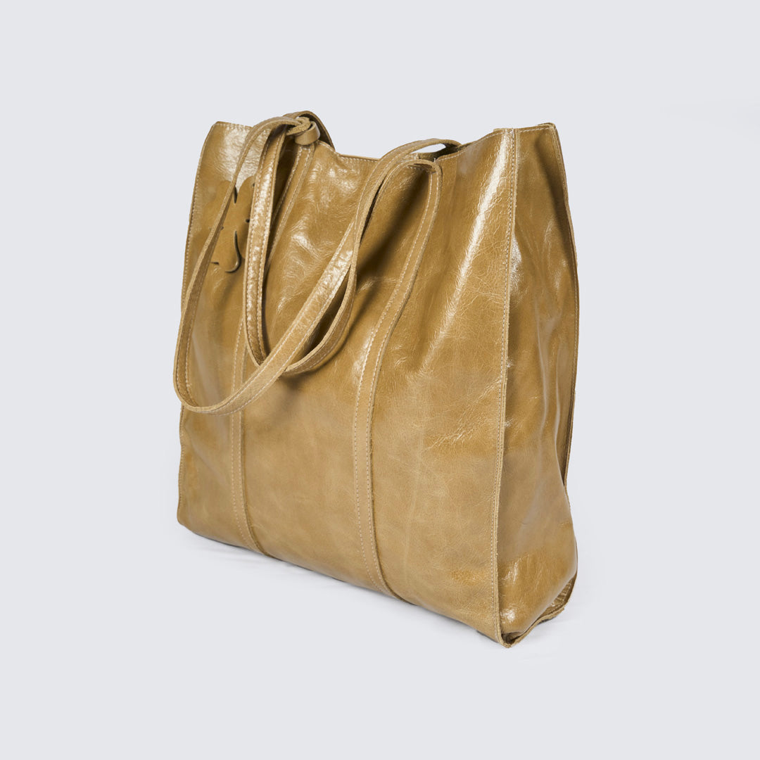 Medium Shopper