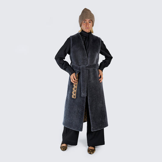 Long Sleeveless Belt